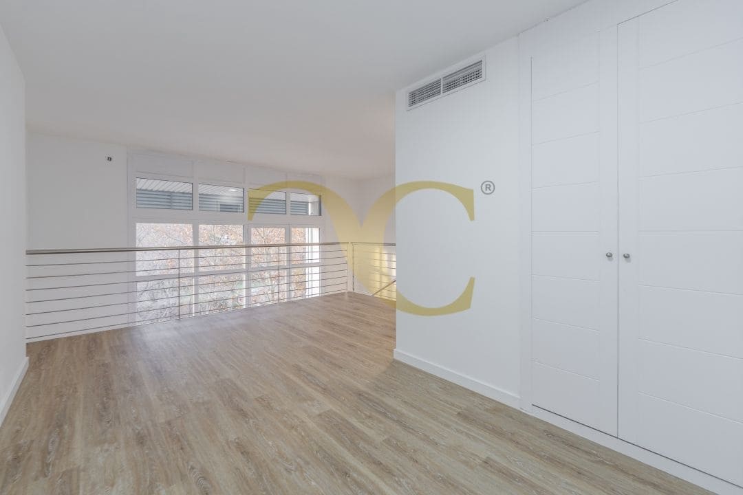 Loft de 1 habitación en San Sebastián de los Reyes en venta con piscina - 350.000 € (Ref: 9470000)