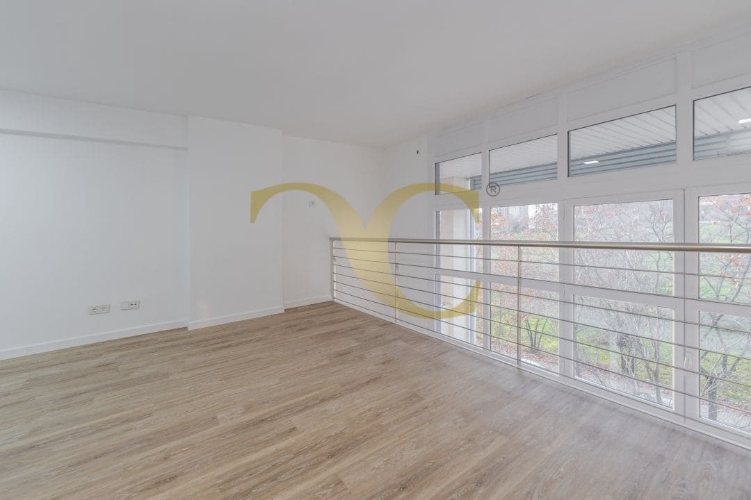 Loft de 1 habitación en San Sebastián de los Reyes en venta con piscina - 350.000 € (Ref: 9470000)