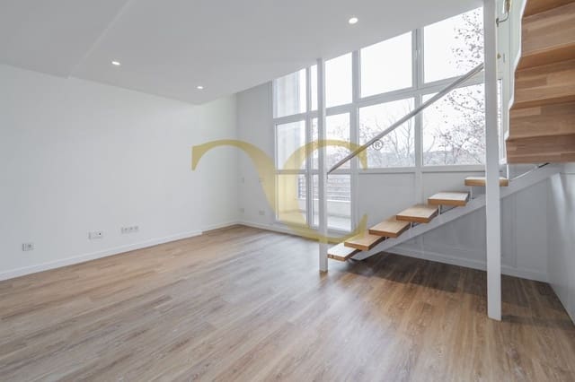 Loft de 1 habitación en San Sebastián de los Reyes en venta con piscina - 350.000 € (Ref: 9470000)