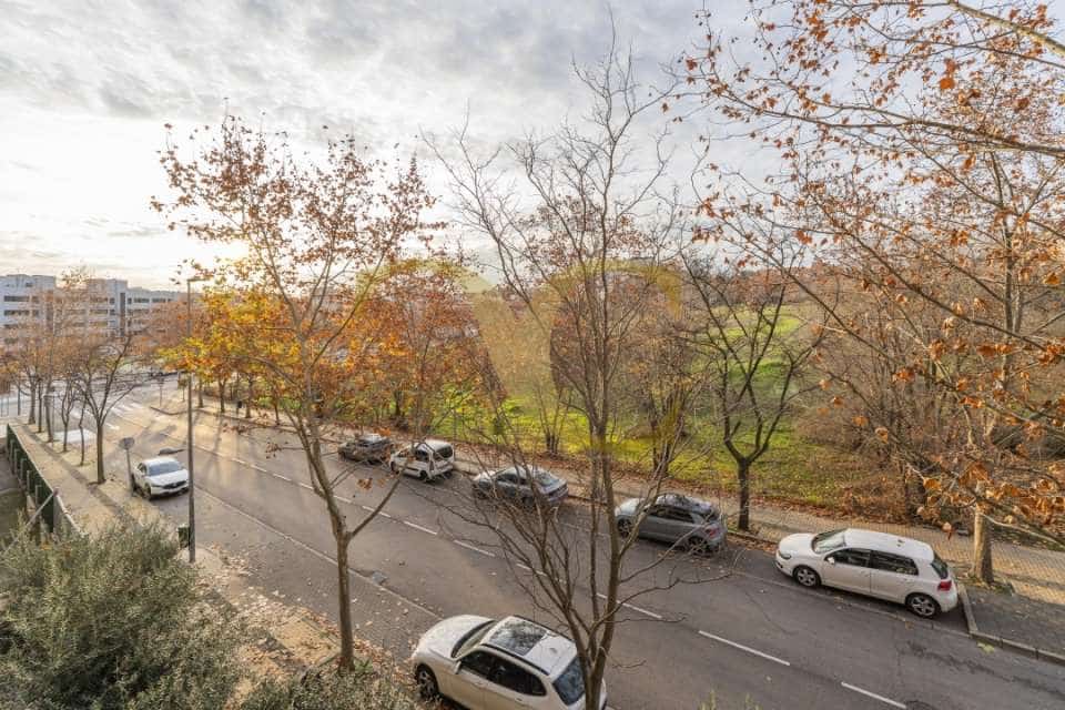 Loft de 1 habitación en San Sebastián de los Reyes en venta con piscina - 350.000 € (Ref: 9470000)