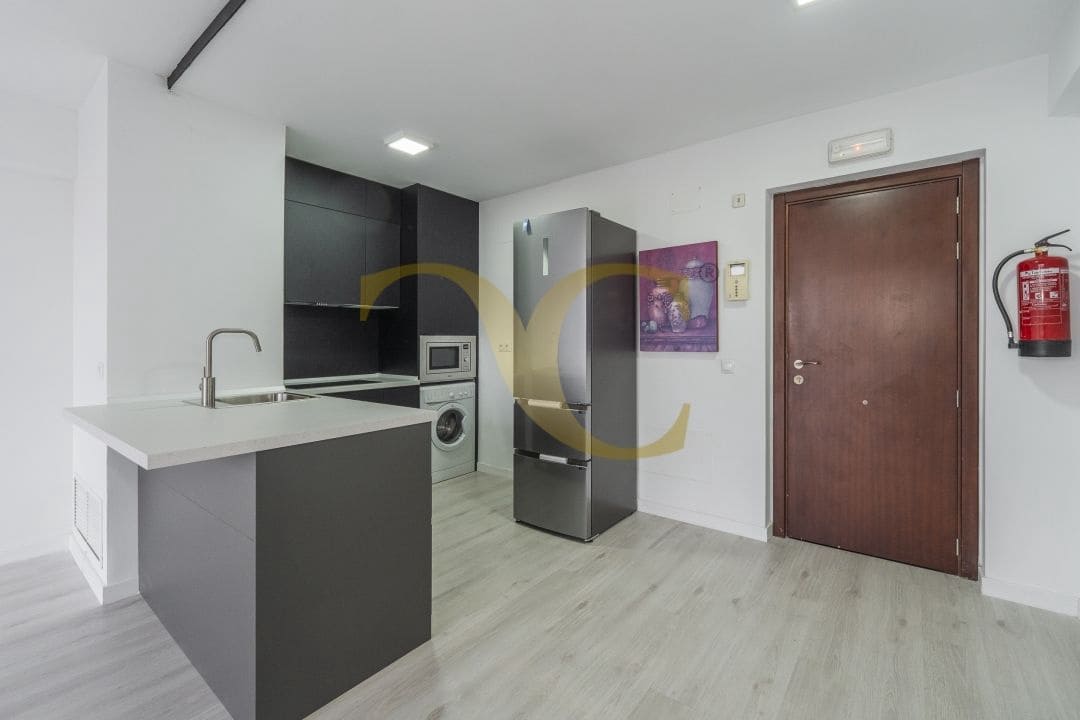 Loft de 1 habitación en San Sebastián de los Reyes en venta con piscina - 350.000 € (Ref: 9470001)