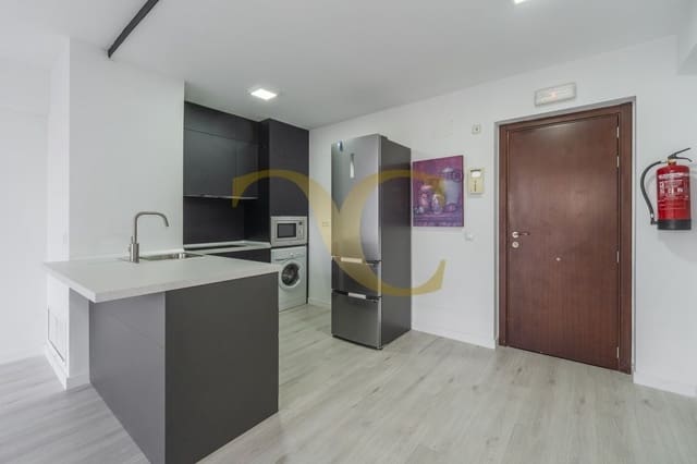 Loft de 1 habitación en San Sebastián de los Reyes en venta con piscina - 350.000 € (Ref: 9470001)