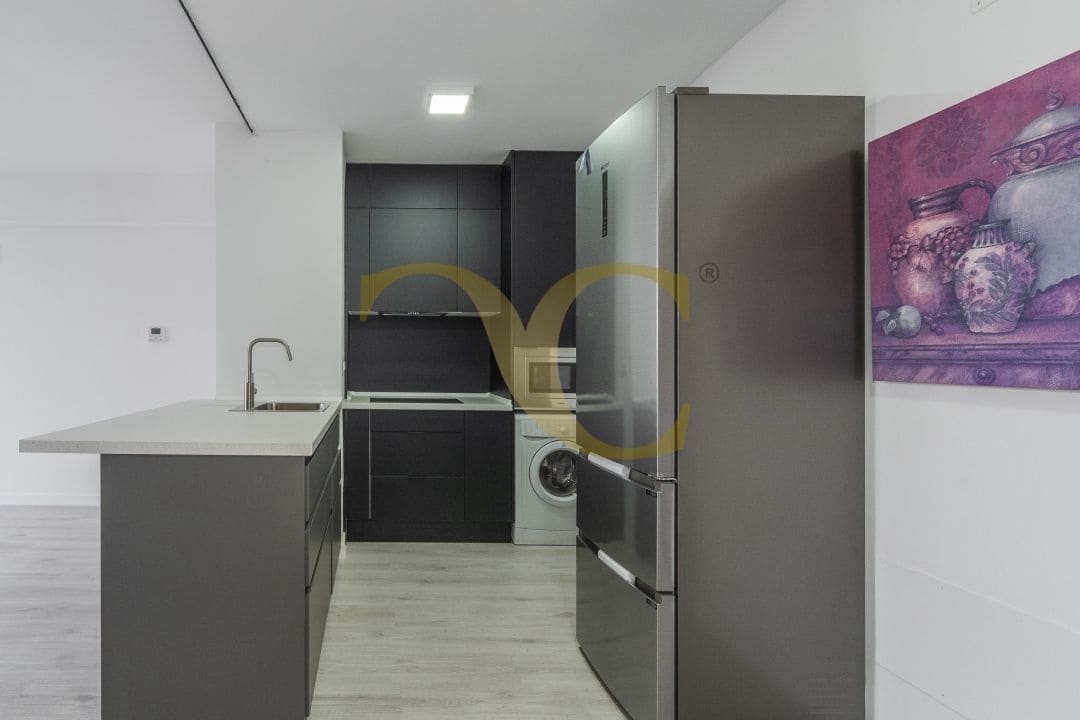 Loft de 1 habitación en San Sebastián de los Reyes en venta con piscina - 350.000 € (Ref: 9470001)