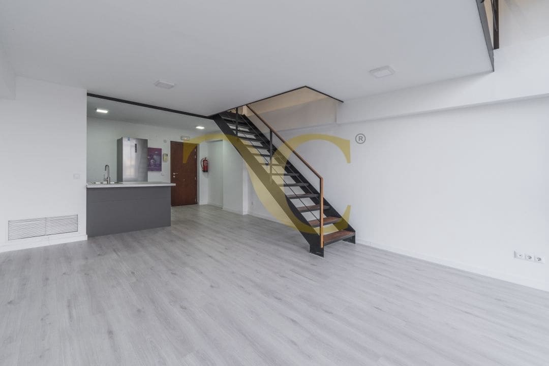 Loft de 1 habitación en San Sebastián de los Reyes en venta con piscina - 350.000 € (Ref: 9470001)