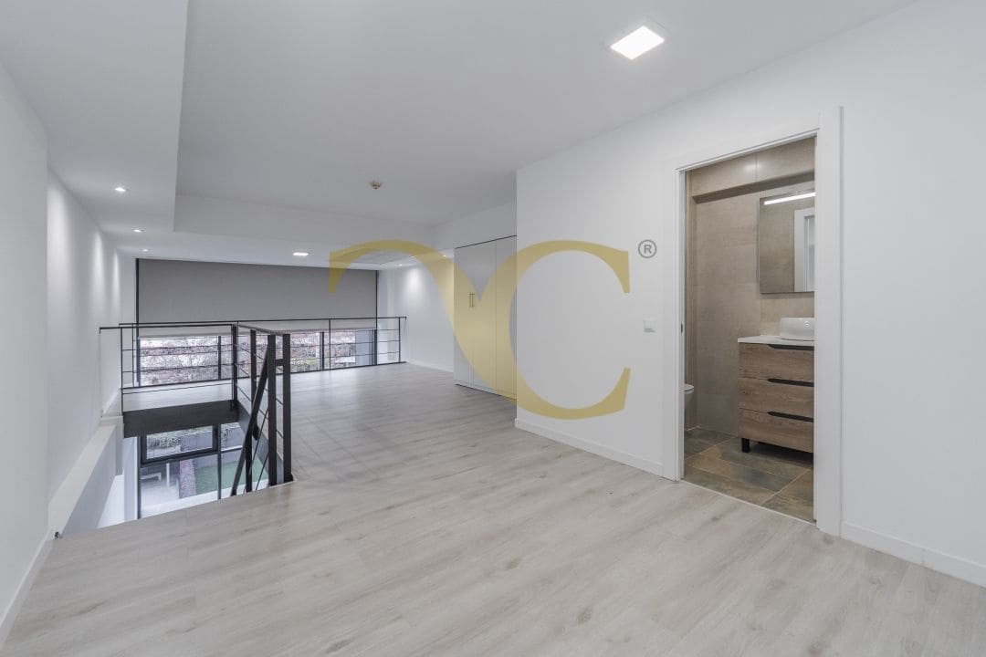 Loft de 1 habitación en San Sebastián de los Reyes en venta con piscina - 350.000 € (Ref: 9470001)