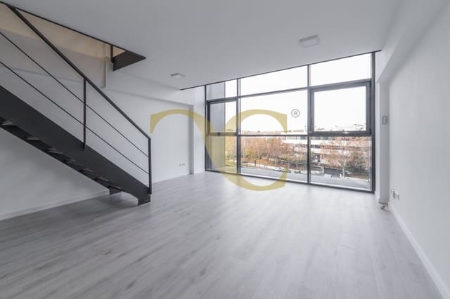Loft de 1 habitación en San Sebastián de los Reyes en venta con piscina - 350.000 € (Ref: 9470001)