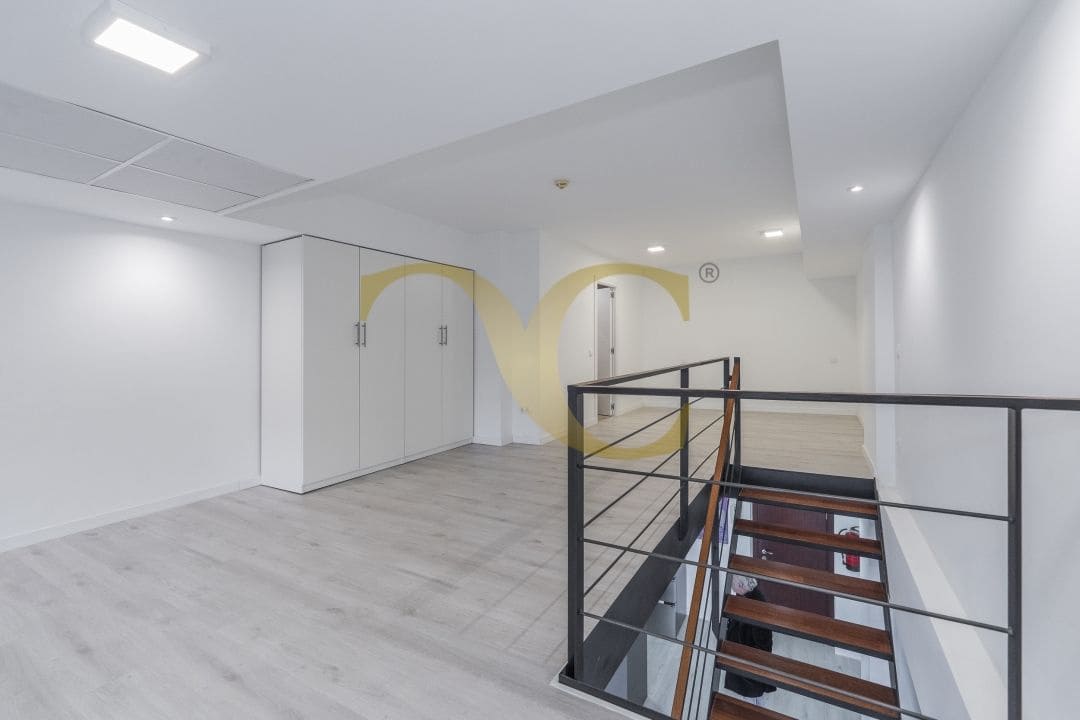 Loft de 1 habitación en San Sebastián de los Reyes en venta con piscina - 350.000 € (Ref: 9470001)