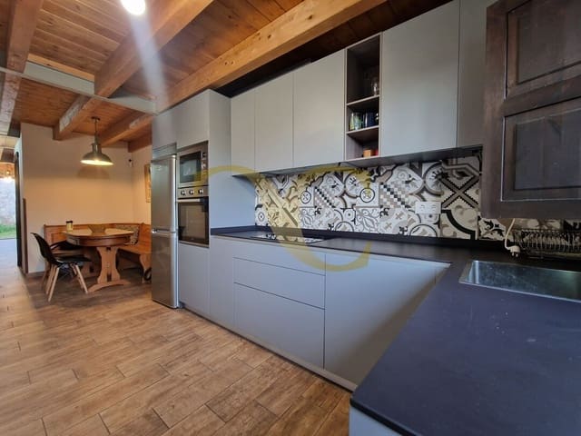 3 sovrum Semi-fristående Villa till salu i Llanes - 299 000 € (Ref: 9470002)