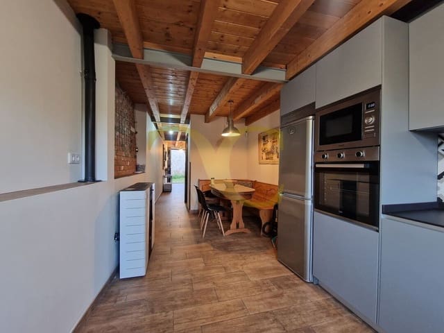 3 sovrum Semi-fristående Villa till salu i Llanes - 299 000 € (Ref: 9470002)