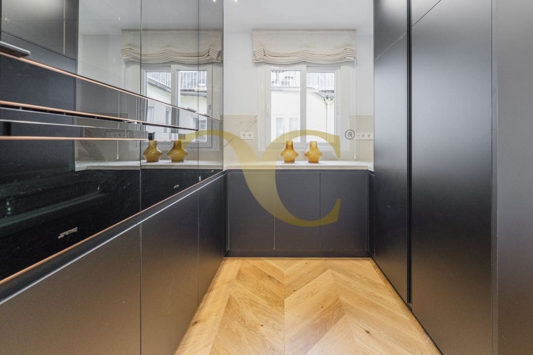 Ático de 4 habitaciones en Madrid ciudad en venta - 4.500.000 € (Ref: 9471832)