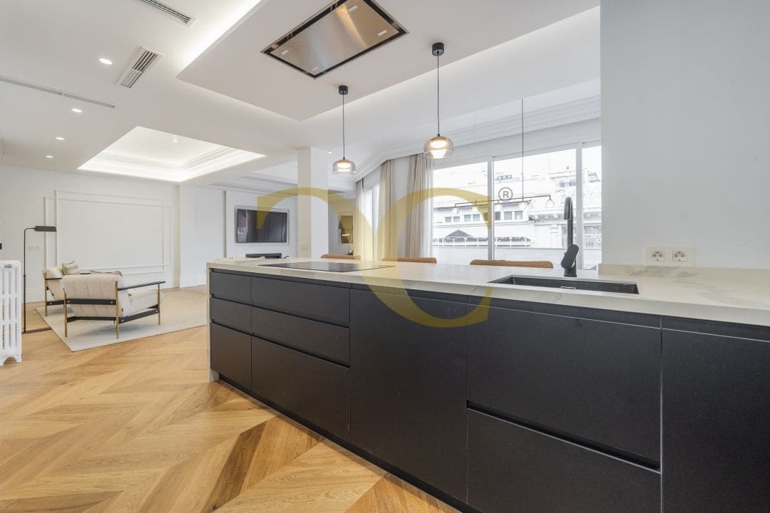 Ático de 4 habitaciones en Madrid ciudad en venta - 4.500.000 € (Ref: 9471832)