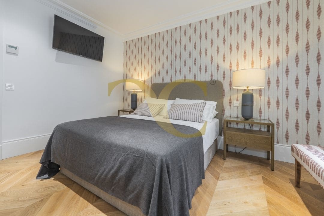 Ático de 4 habitaciones en Madrid ciudad en venta - 4.500.000 € (Ref: 9471832)