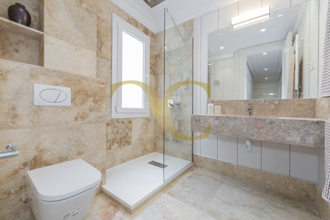 Ático de 4 habitaciones en Madrid ciudad en venta - 4.500.000 € (Ref: 9471832)