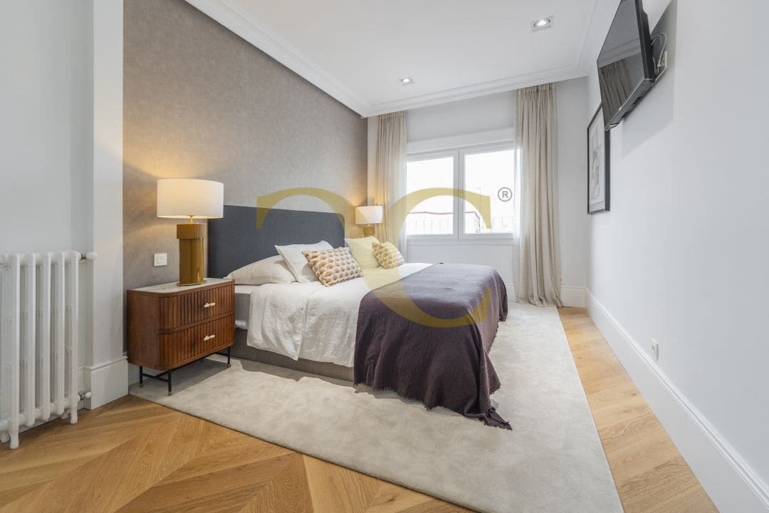 Ático de 4 habitaciones en Madrid ciudad en venta - 4.500.000 € (Ref: 9471832)