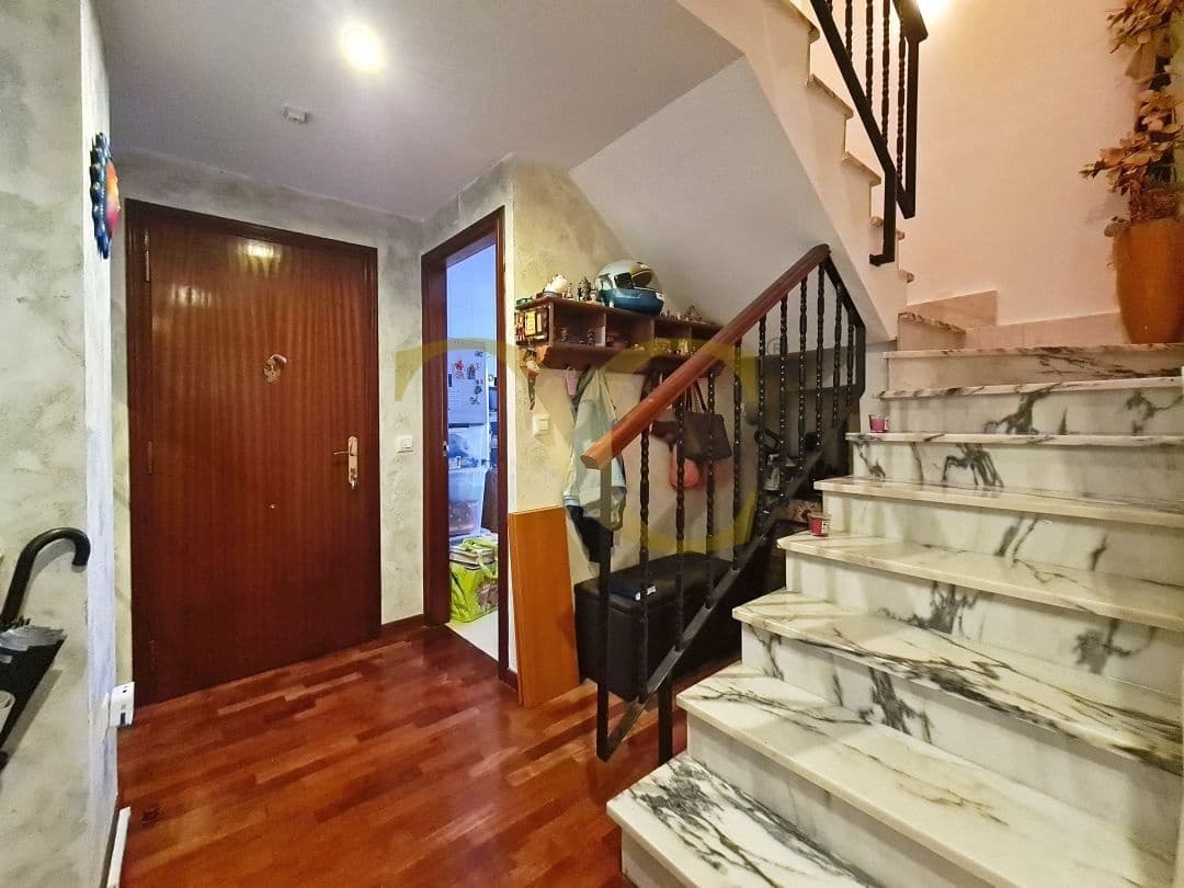 3 bedroom Apartment for sale in Gijon - € 255,000 (Ref: 9475664)