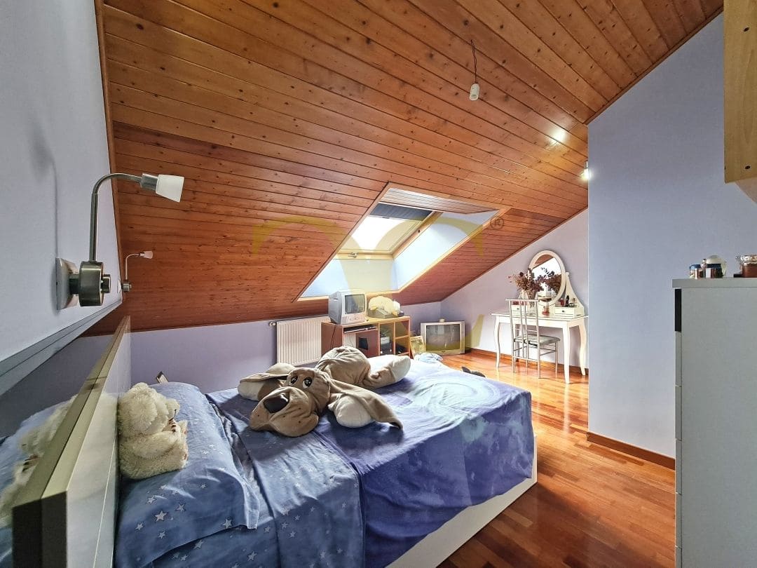 3 bedroom Apartment for sale in Gijon - € 255,000 (Ref: 9475664)