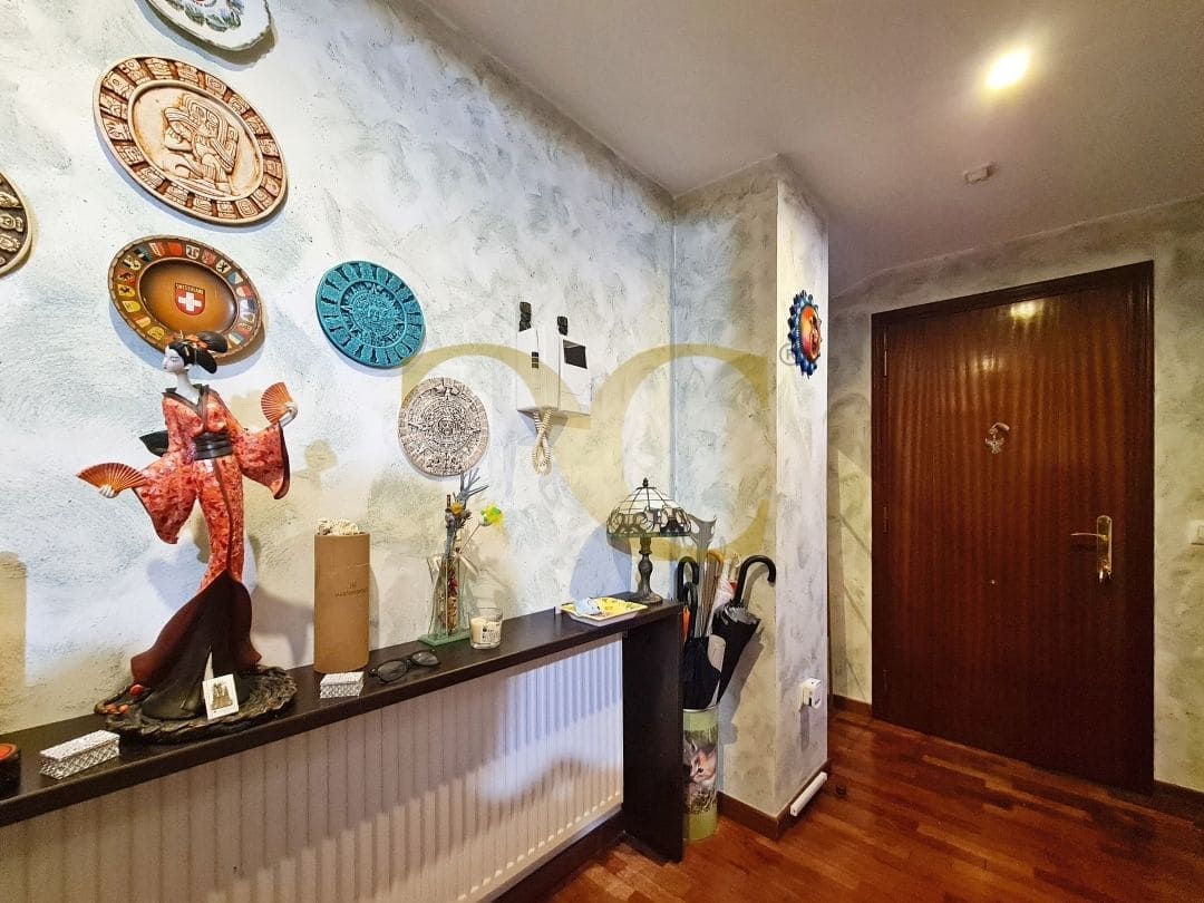 3 bedroom Apartment for sale in Gijon - € 255,000 (Ref: 9475664)