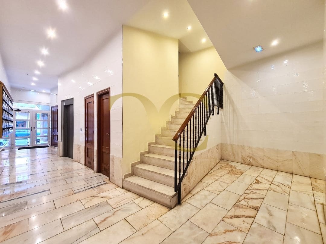 3 bedroom Apartment for sale in Gijon - € 255,000 (Ref: 9475664)