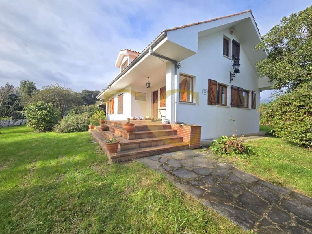 4 soveværelse Villa til salg i Llanes - € 420.000 (Ref: 9503528)