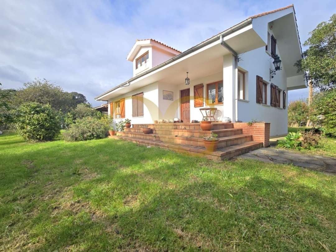 4 soveværelse Villa til salg i Llanes - € 420.000 (Ref: 9503528)