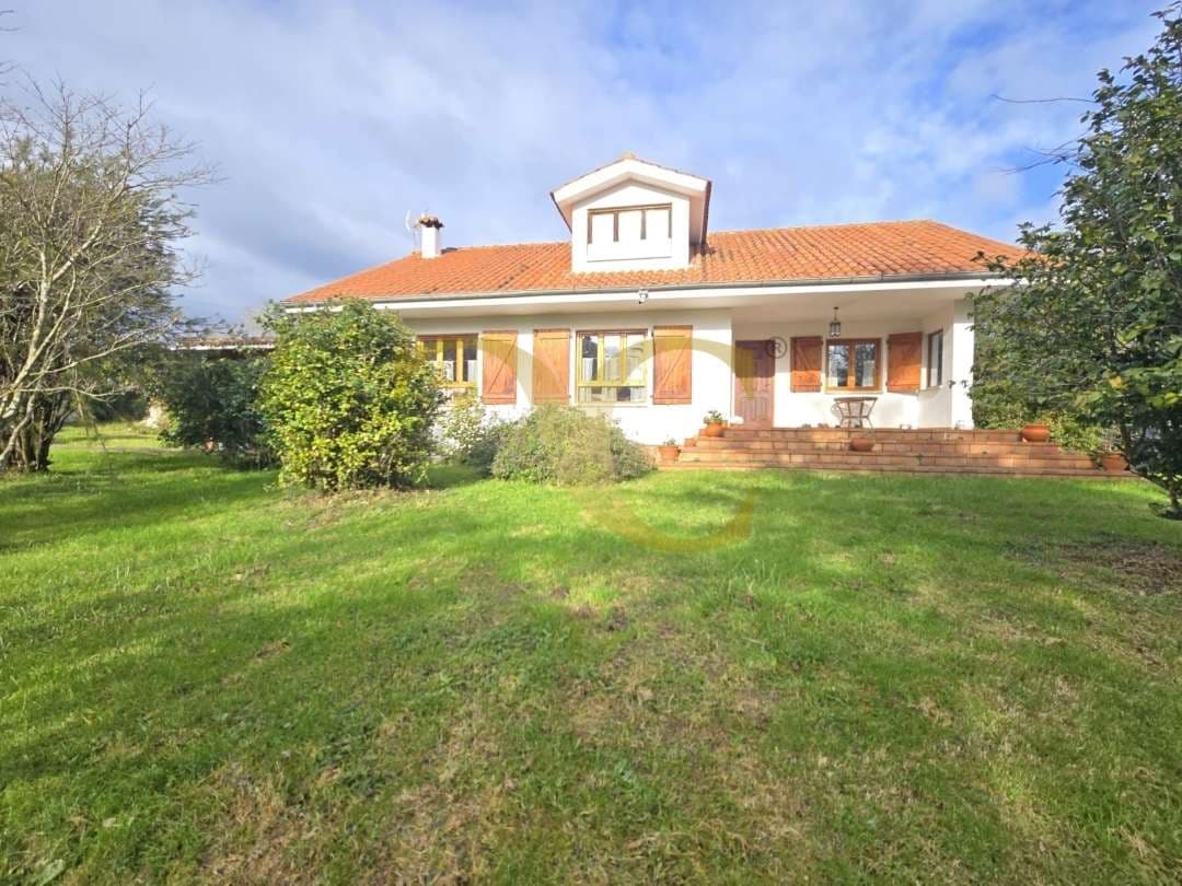 4 soveværelse Villa til salg i Llanes - € 420.000 (Ref: 9503528)