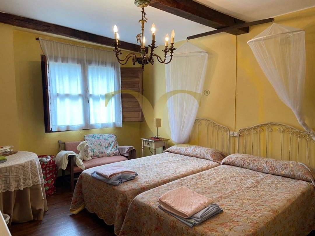 4 bedroom Townhouse for sale in Ribadesella - € 350,000 (Ref: 9506752)