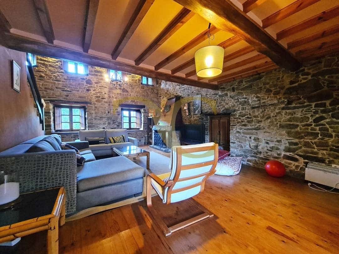 4 soveværelse Villa til salg i Valdes - € 400.000 (Ref: 9523470)