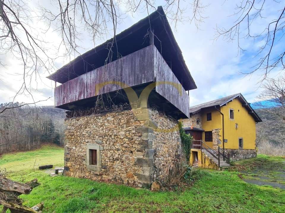 4 soveværelse Villa til salg i Valdes - € 400.000 (Ref: 9523470)