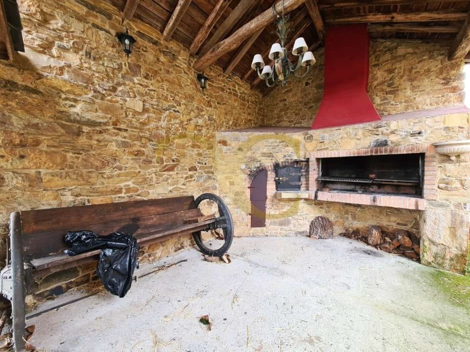 4 soveværelse Villa til salg i Valdes - € 400.000 (Ref: 9523470)