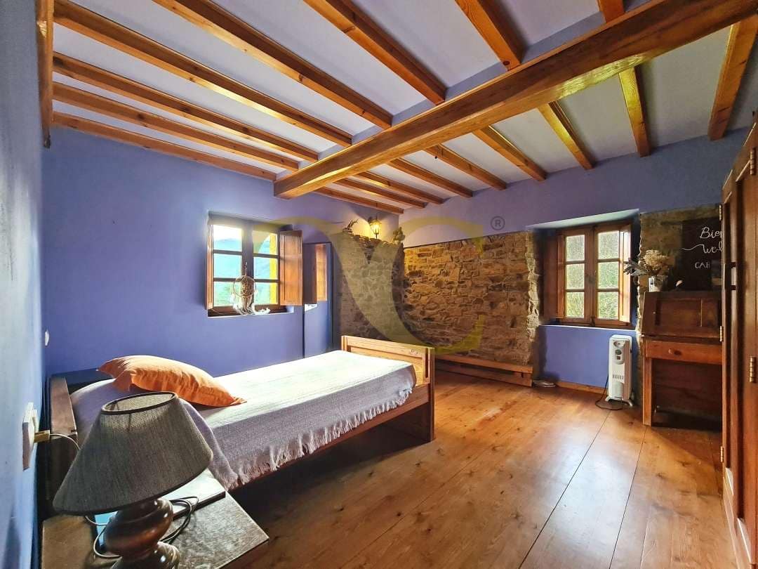 4 soveværelse Villa til salg i Valdes - € 400.000 (Ref: 9523470)