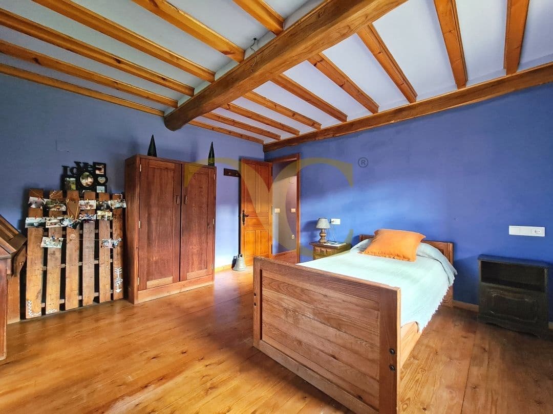 4 soveværelse Villa til salg i Valdes - € 400.000 (Ref: 9523470)