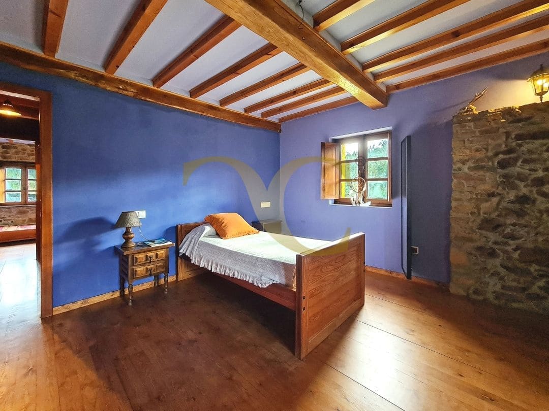 4 soveværelse Villa til salg i Valdes - € 400.000 (Ref: 9523470)