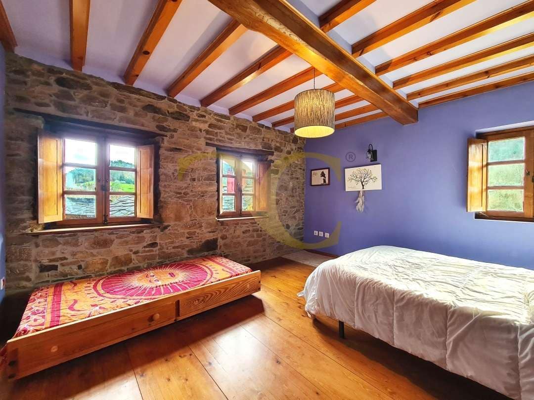 4 soveværelse Villa til salg i Valdes - € 400.000 (Ref: 9523470)