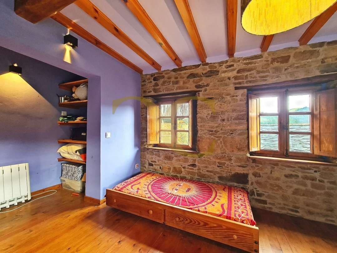 4 soveværelse Villa til salg i Valdes - € 400.000 (Ref: 9523470)