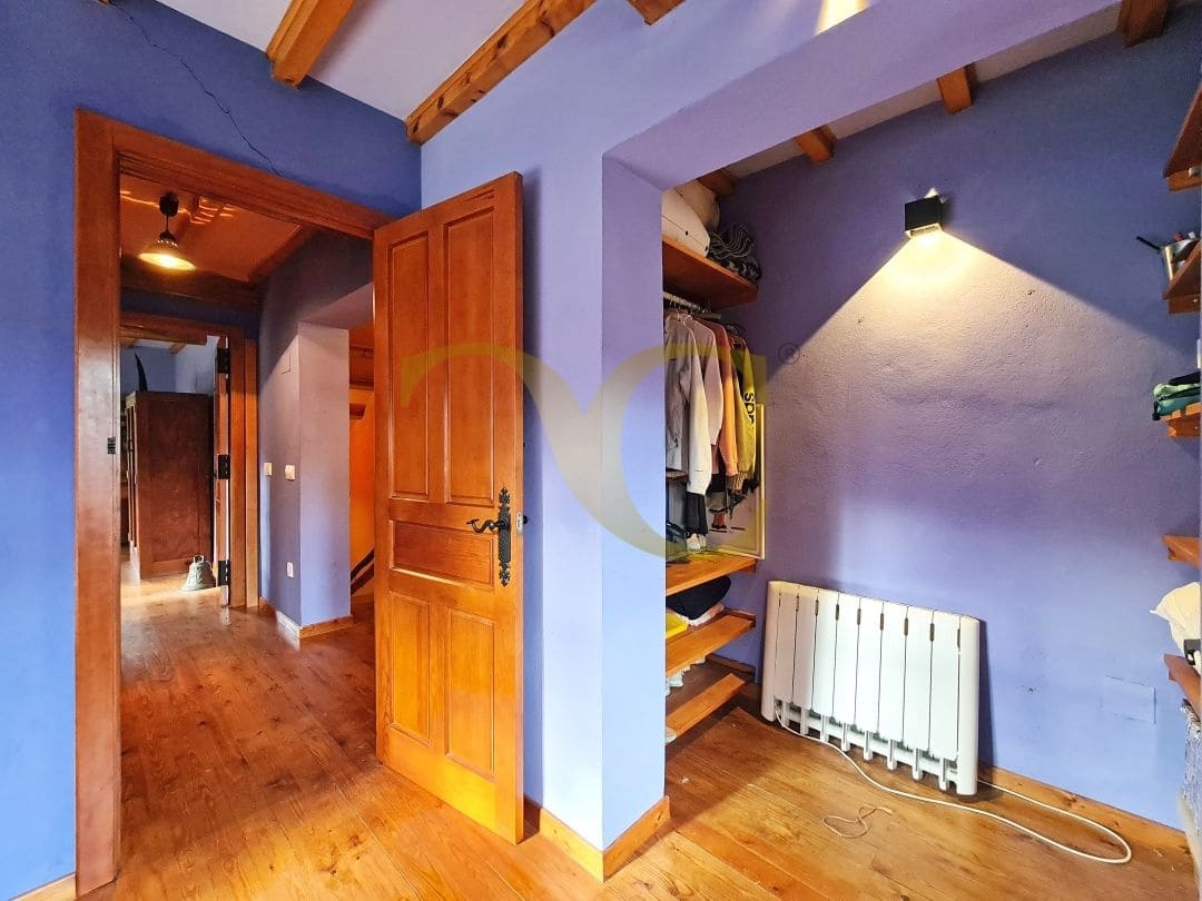 4 soveværelse Villa til salg i Valdes - € 400.000 (Ref: 9523470)