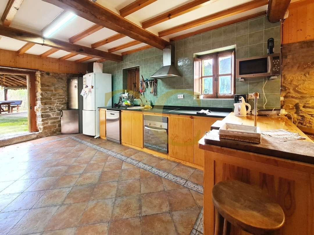 4 soveværelse Villa til salg i Valdes - € 400.000 (Ref: 9523470)