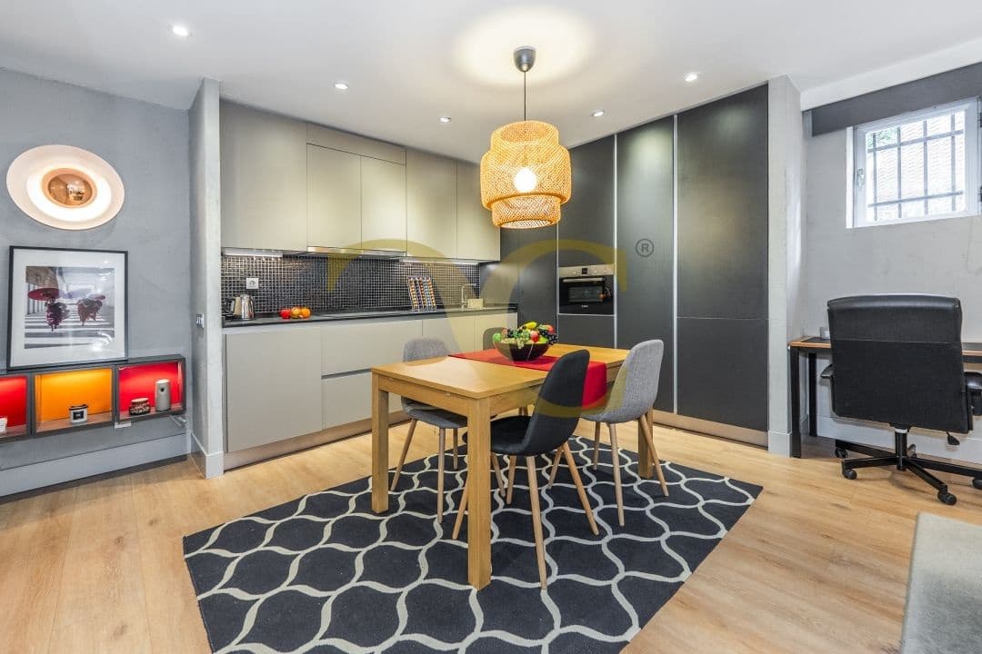 1 makuuhuone Asunto myytävänä paikassa Madrid kaupunki - 439 000 € (Ref: 9528925)