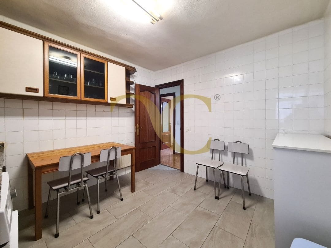 Piso de 2 habitaciones en Oviedo en venta - 135.000 € (Ref: 9539676)