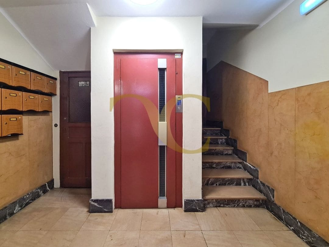 3 sovrum Lägenhet till salu i Gijon - 290 000 € (Ref: 9539679)