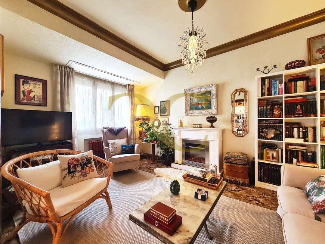 3 sovrum Lägenhet till salu i Gijon - 290 000 € (Ref: 9539679)