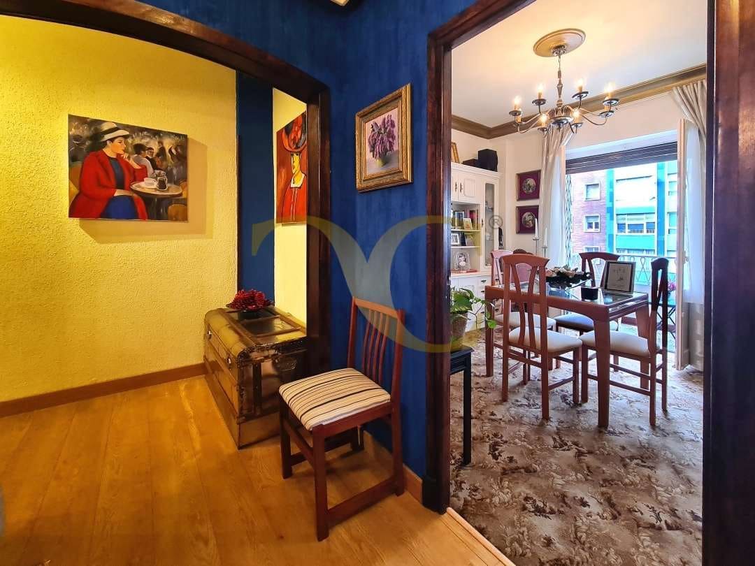 3 sovrum Lägenhet till salu i Gijon - 290 000 € (Ref: 9539679)
