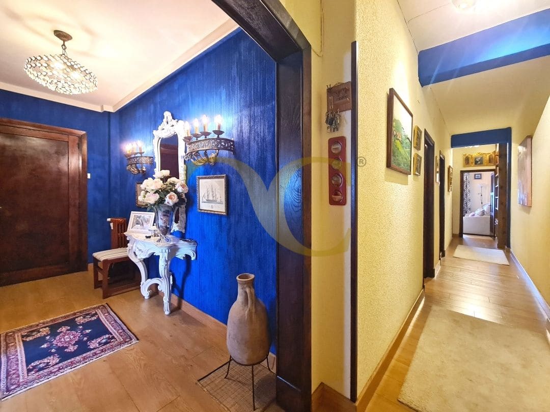 3 sovrum Lägenhet till salu i Gijon - 290 000 € (Ref: 9539679)