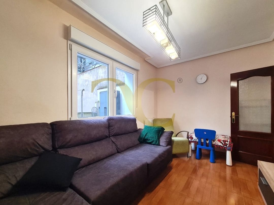 3 sovrum Lägenhet till salu i Gijon - 140 000 € (Ref: 9547151)