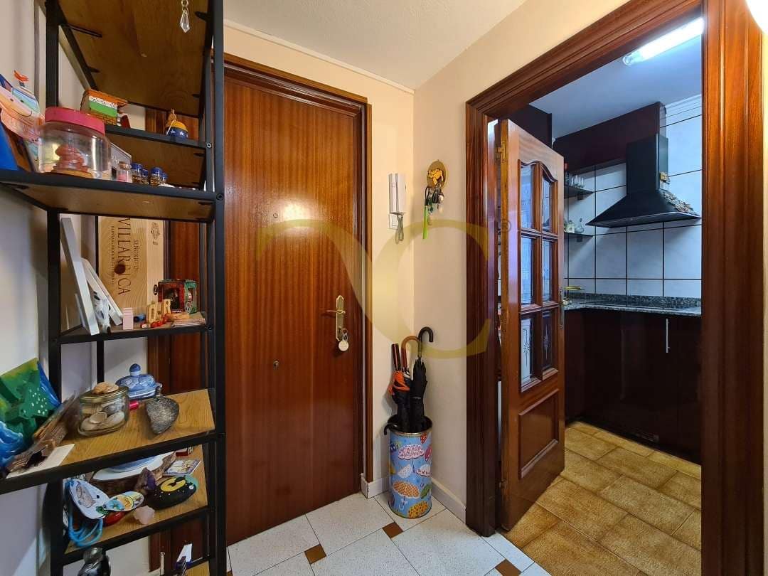 3 sovrum Lägenhet till salu i Gijon - 140 000 € (Ref: 9547151)