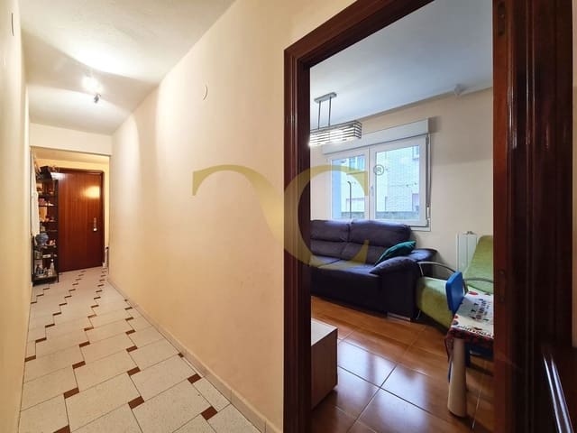 3 sovrum Lägenhet till salu i Centro Urbano, Gijón - 140 000 € (Ref: 9547151)