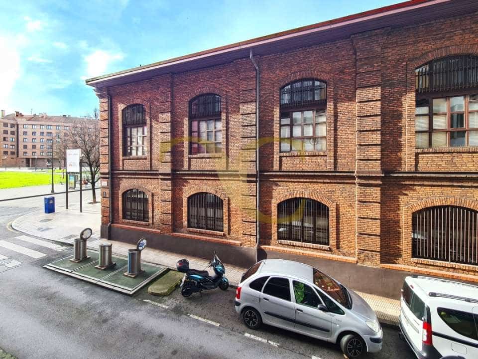 3 sovrum Lägenhet till salu i Gijon - 140 000 € (Ref: 9547151)