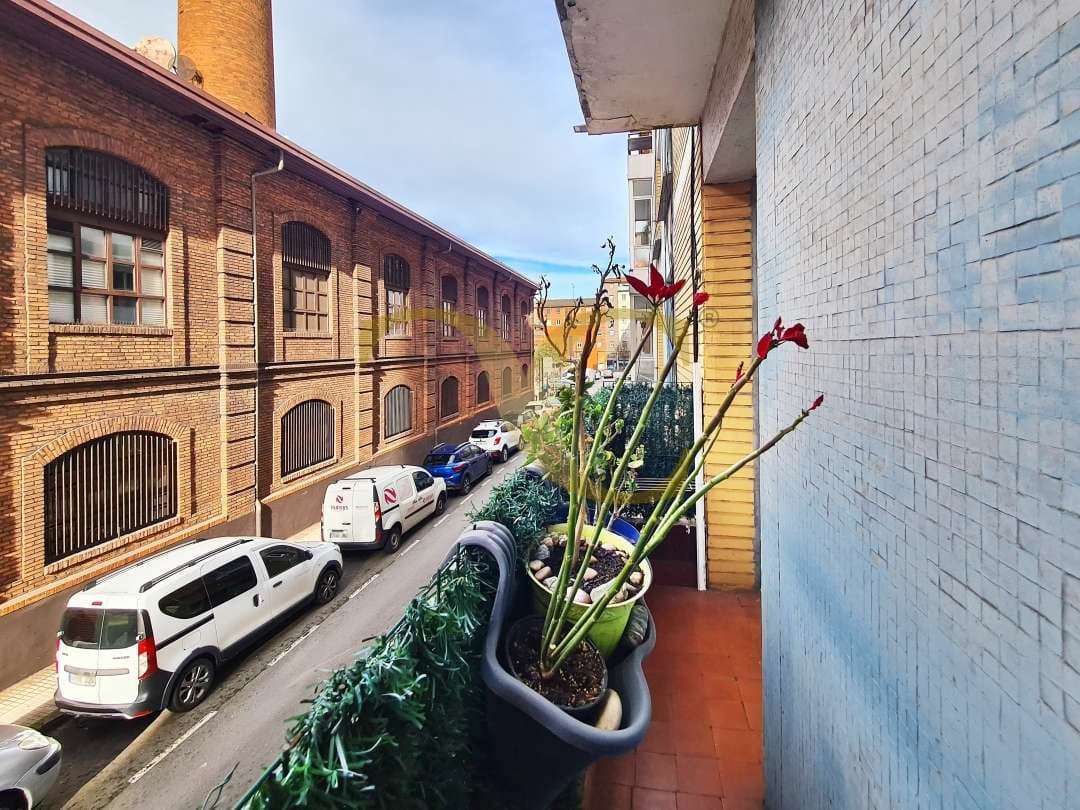 3 sovrum Lägenhet till salu i Gijon - 140 000 € (Ref: 9547151)