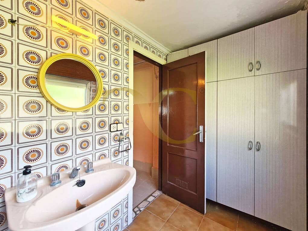 6 bedroom Flat for sale in Villaviciosa - € 650,000 (Ref: 9559334)