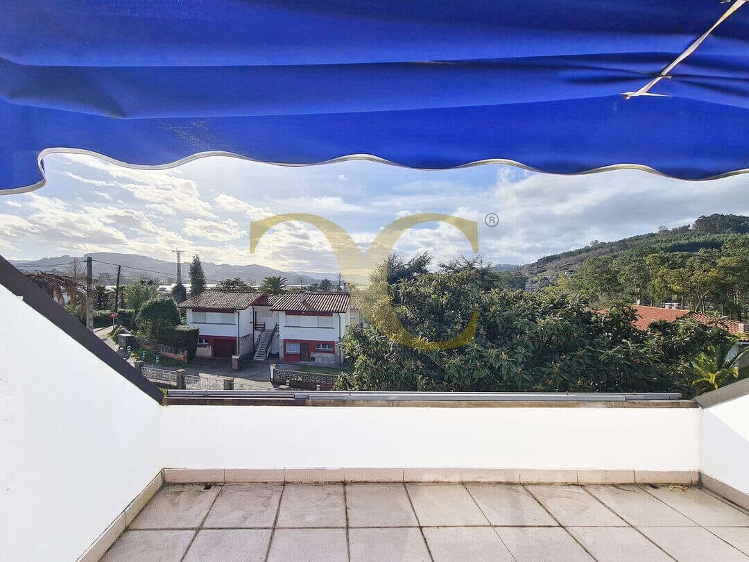 6 bedroom Flat for sale in Villaviciosa - € 650,000 (Ref: 9559334)