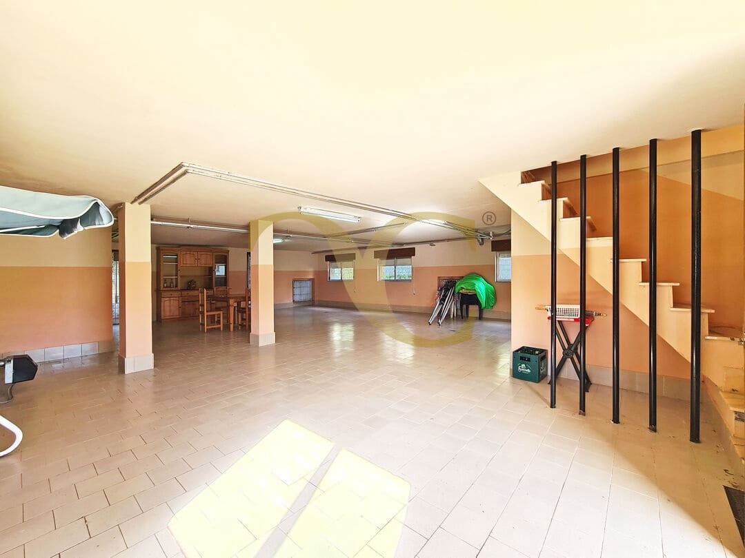 6 bedroom Flat for sale in Villaviciosa - € 650,000 (Ref: 9559334)